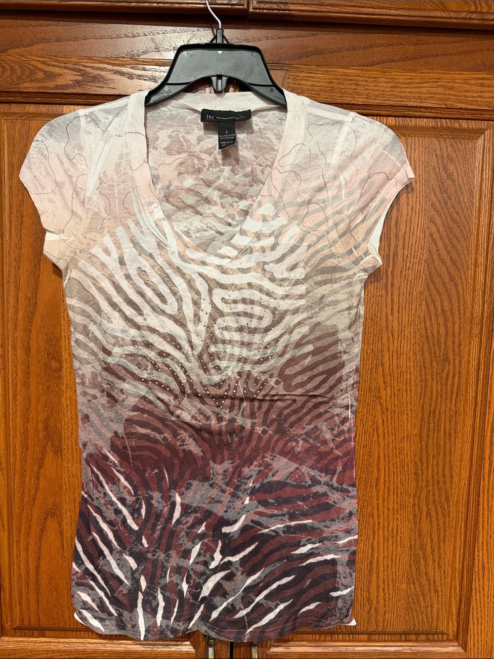 INC International Concepts Women's Ombre Zebra-Print Tee in Burgundy *NWOT